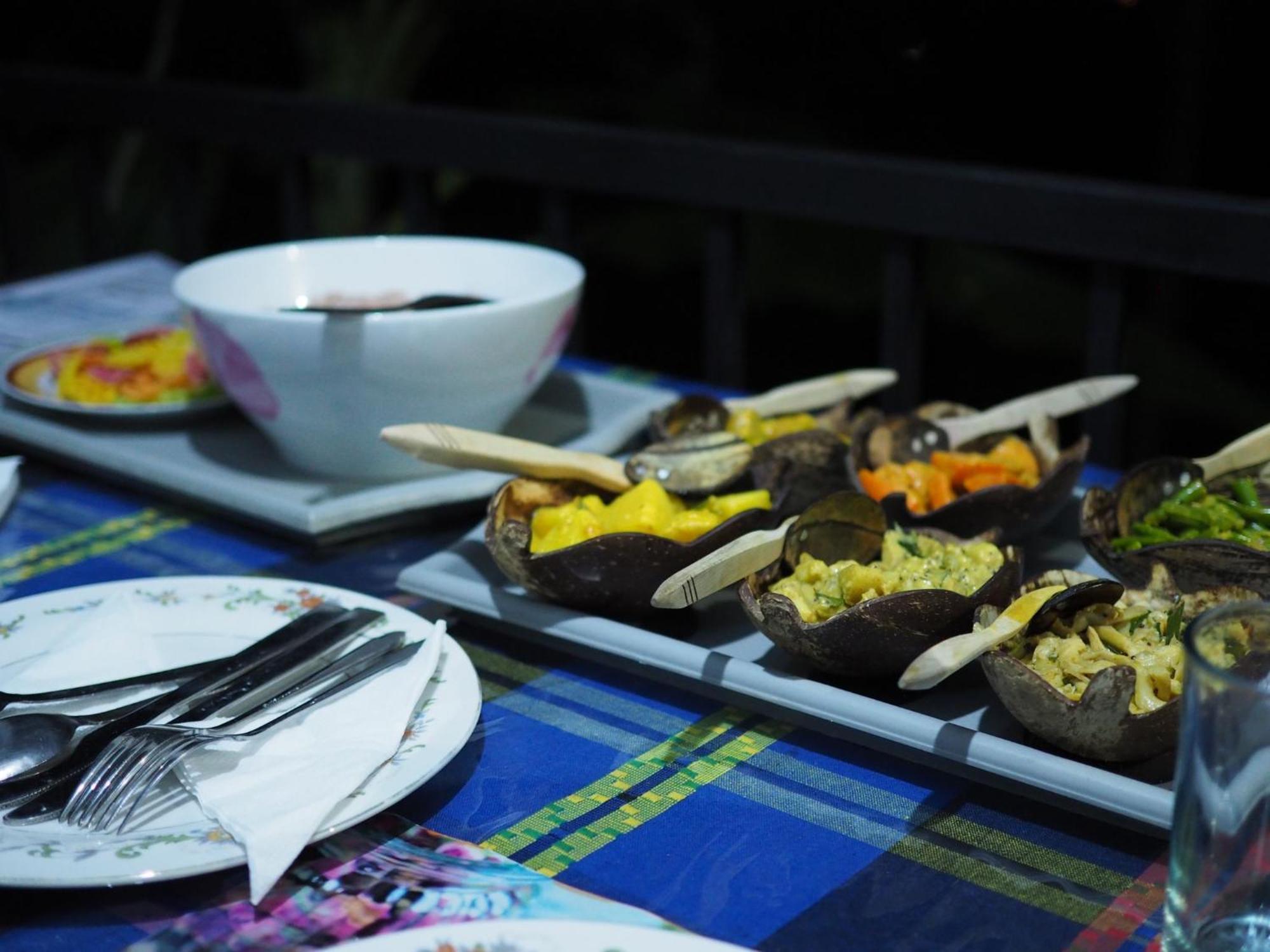 The Bliss Homestay Ела Екстериор снимка