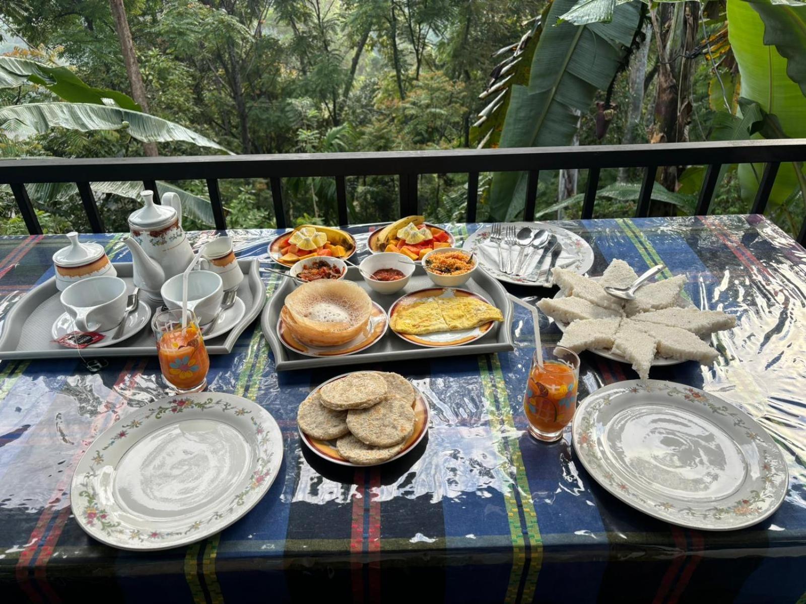 The Bliss Homestay Ела Екстериор снимка